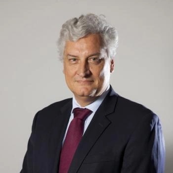 Oscar Vilhena Vieira