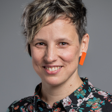 Eszter Kirs
